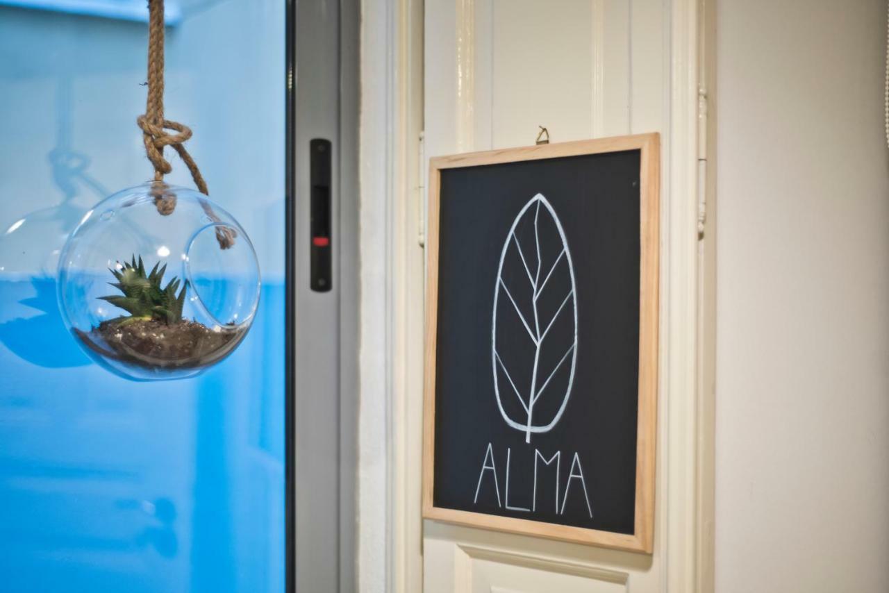 Alma Nossa Guest House Lisbon Exterior photo